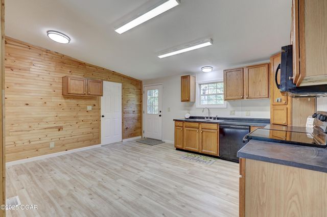 2248 Bonnie Lane Lane, Joplin, MO 64804