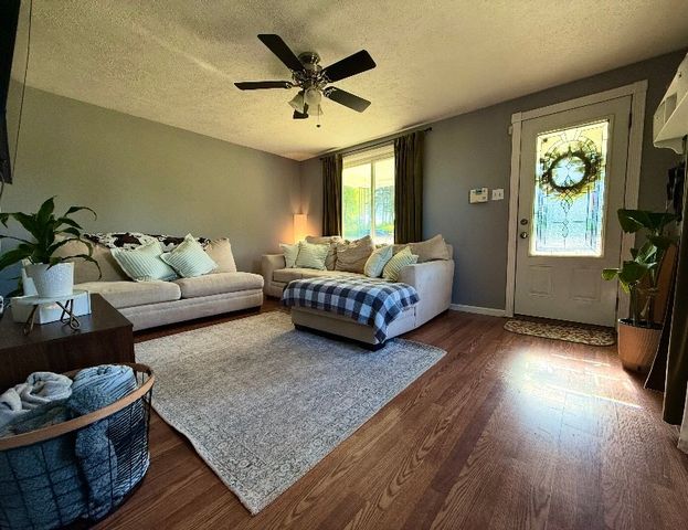 1628 21st Ave, Patterson Twp, PA 15010
