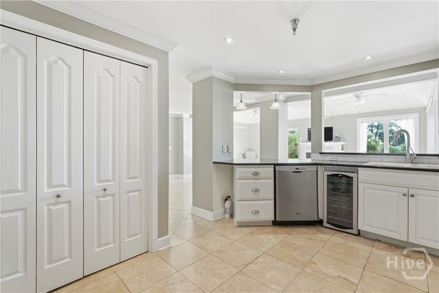 700 Wilmington Island Road 201, Savannah, GA 31410