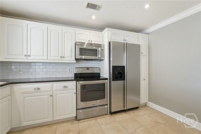 700 Wilmington Island Road 201, Savannah, GA 31410