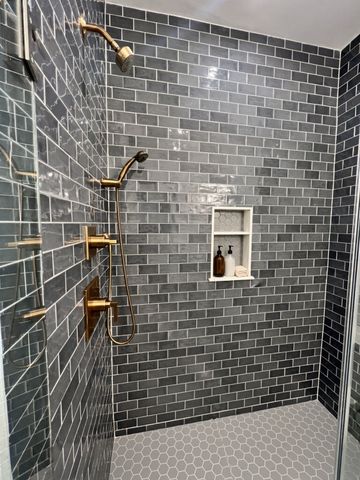 2 Neponset 8, Boston, MA 02122