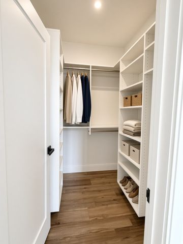 2 Neponset 8, Boston, MA 02122
