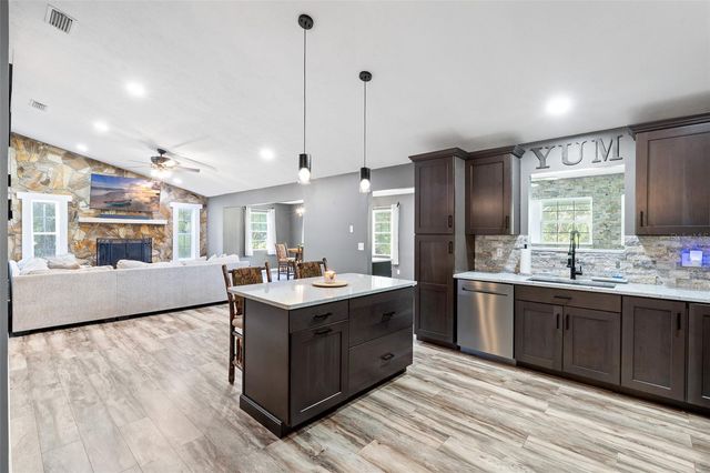 11311 NE 40TH STREET ROAD, Silver Springs, FL 34488