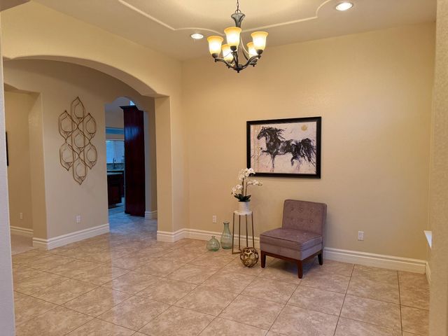 25162 Burton Way, Madera, CA 93638