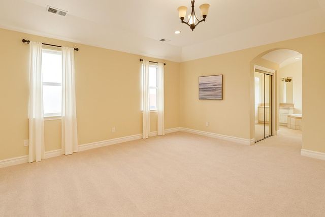 25162 Burton Way, Madera, CA 93638