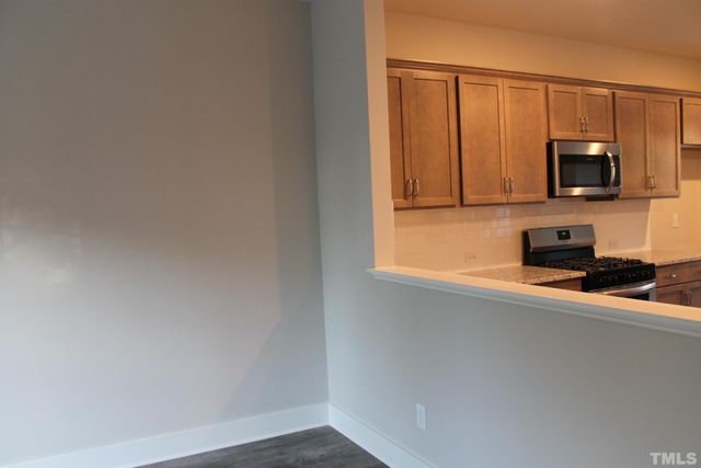 825 S Franklin Street, Wake Forest, NC 27587