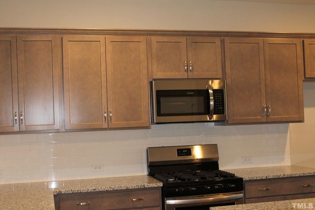 825 S Franklin Street, Wake Forest, NC 27587