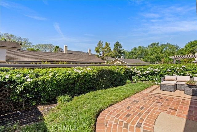 36 Sunfish 41, Irvine, CA 92604