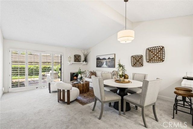 36 Sunfish 41, Irvine, CA 92604