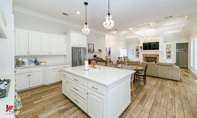 327 Ramsey Drive, Stonewall, LA 71078