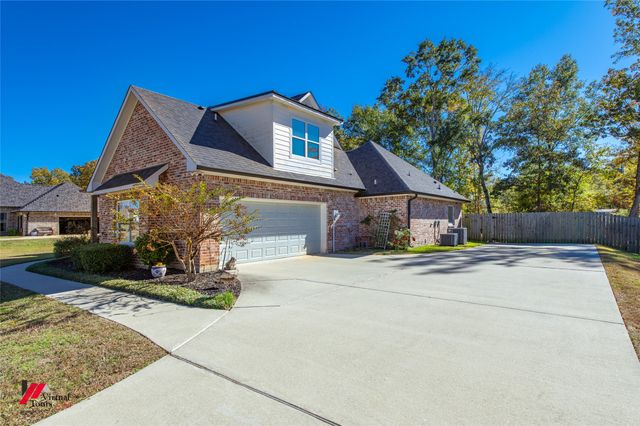 327 Ramsey Drive, Stonewall, LA 71078