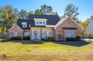 327 Ramsey Drive, Stonewall, LA 71078