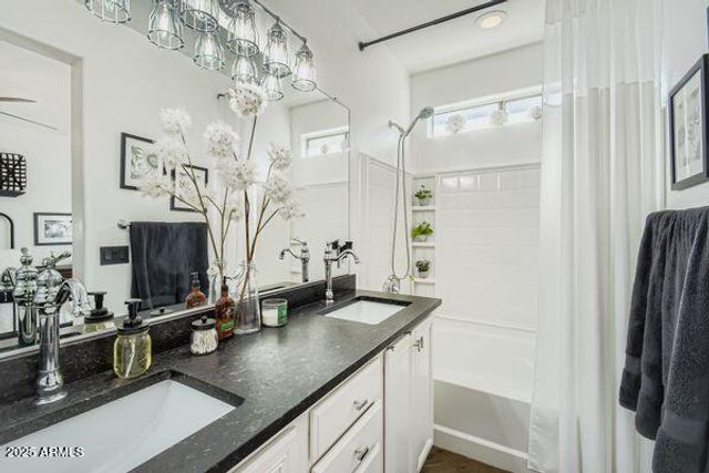 7419 W Palo Brea Lane, Peoria, AZ 85383