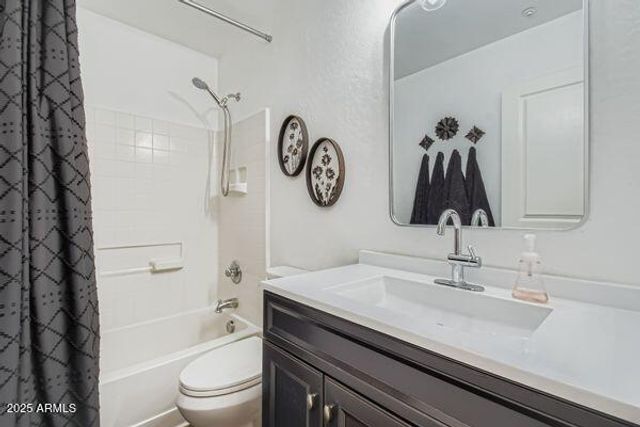 7419 W Palo Brea Lane, Peoria, AZ 85383