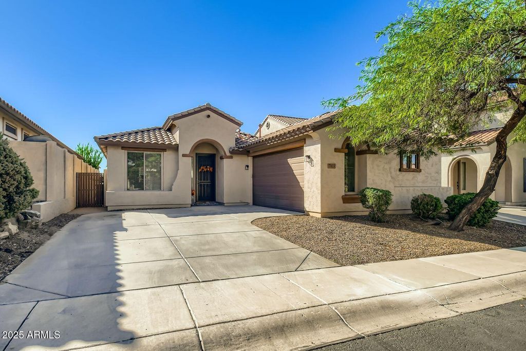 7419 W Palo Brea Lane, Peoria, AZ 85383