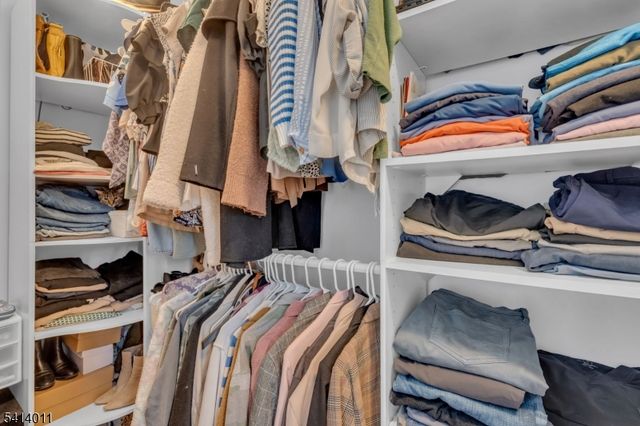 85 Wood Duck Ct, Allamuchy Twp., NJ 07840