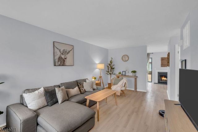 85 Wood Duck Ct, Allamuchy Twp., NJ 07840