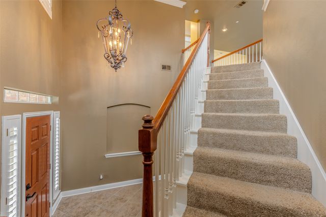 452 Richmond Street, Irving, TX 75063