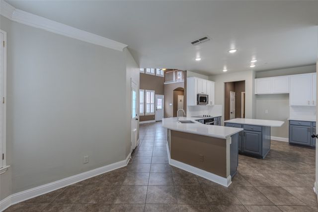 452 Richmond Street, Irving, TX 75063