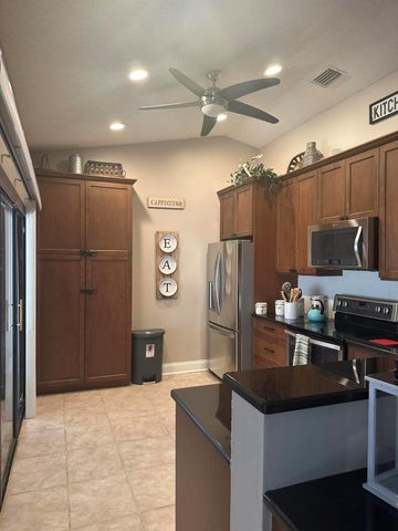 1739 NE Shoreside Circle, Wellington, FL 33414