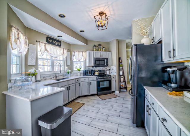 139 TRADEWINDS DR, Mount Royal, NJ 08061