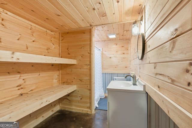 281 Line Road, Toccoa, GA 30577