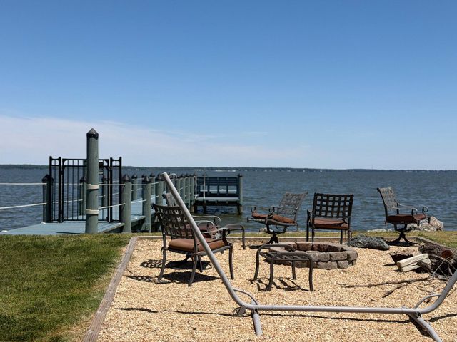 715 WASHINGTON AVE, Colonial Beach, VA 22443