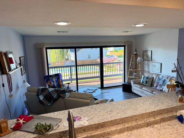 715 WASHINGTON AVE, Colonial Beach, VA 22443