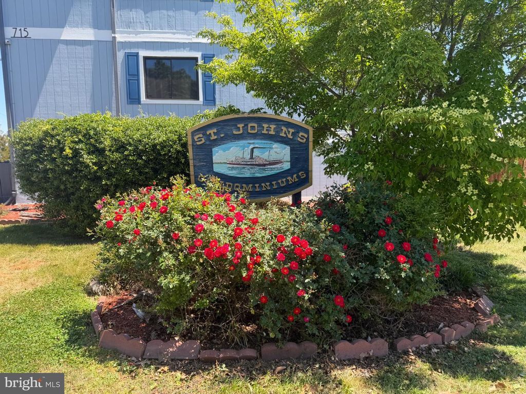 715 WASHINGTON AVE, Colonial Beach, VA 22443
