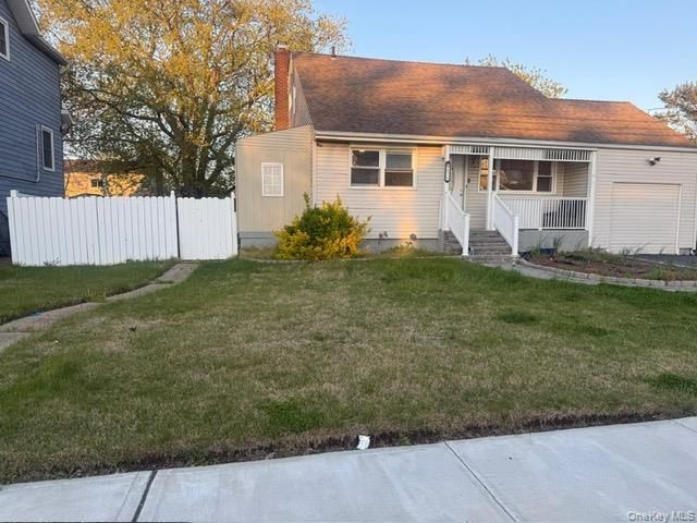 675 S Long Beach Avenue, Freeport, NY 11520