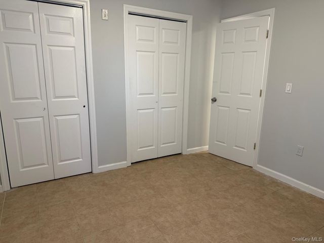 675 S Long Beach Avenue, Freeport, NY 11520