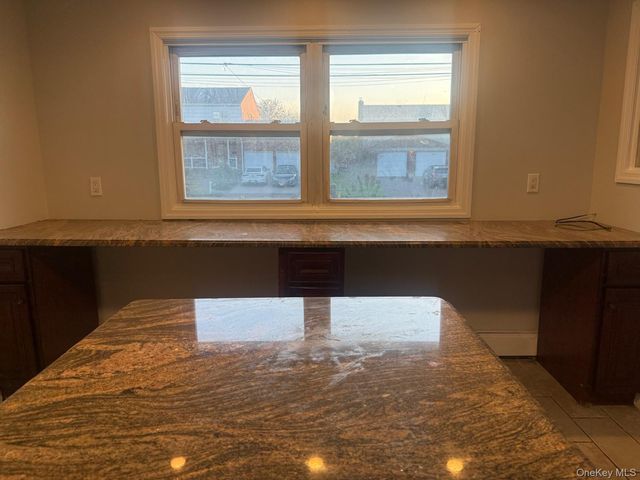 675 S Long Beach Avenue, Freeport, NY 11520