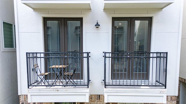 1274 N Post Oak Road B, Houston, TX 77055