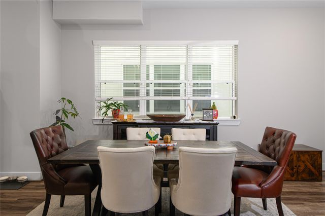 1274 N Post Oak Road B, Houston, TX 77055