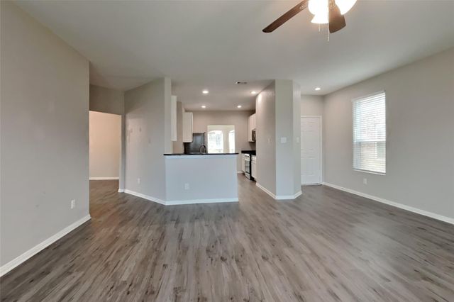 2544 Elm Crossing Trail, Spring, TX 77386