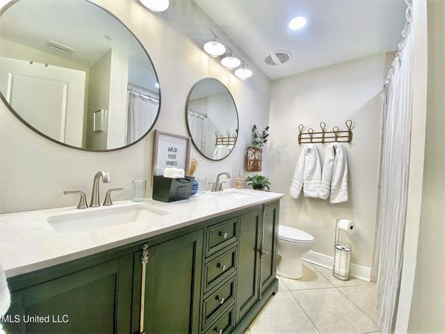 900 Village Lane, 442, Pass Christian, MS 39571