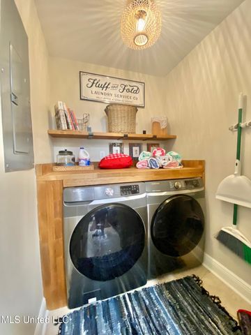 900 Village Lane, 442, Pass Christian, MS 39571