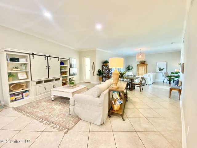 900 Village Lane, 442, Pass Christian, MS 39571