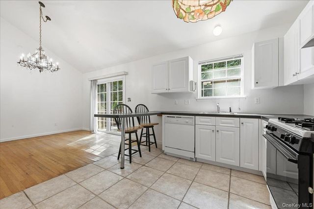 701 Park Avenue, Huntington, NY 11743