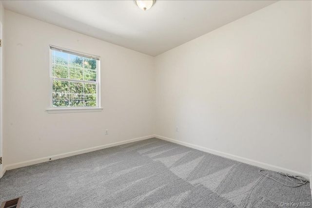 701 Park Avenue, Huntington, NY 11743