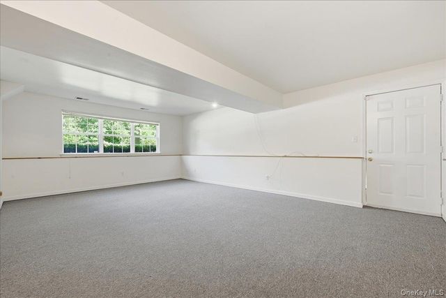 701 Park Avenue, Huntington, NY 11743
