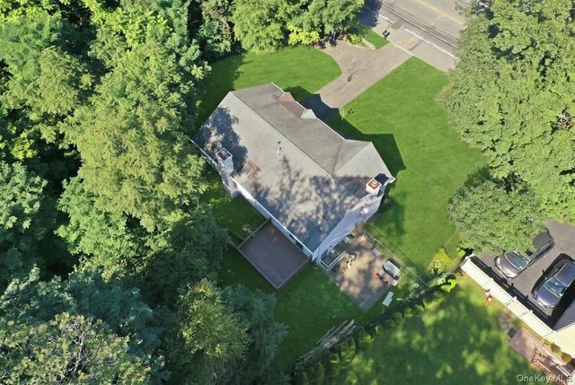 701 Park Avenue, Huntington, NY 11743