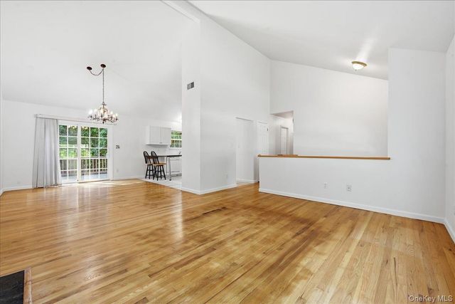 701 Park Avenue, Huntington, NY 11743