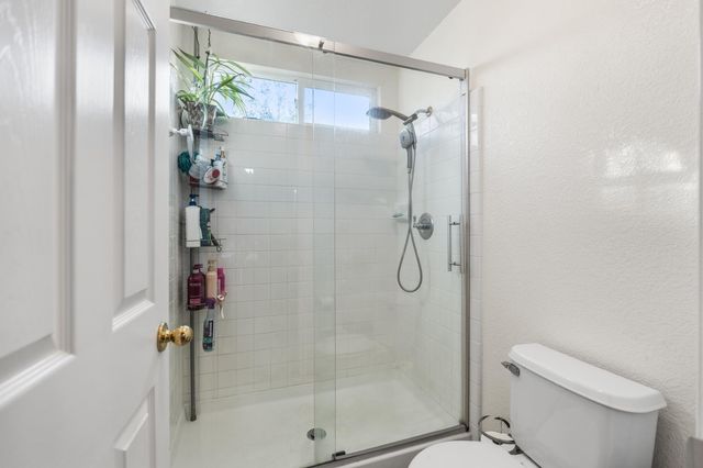 8921 Altameda Pl, Elk Grove, CA 95758