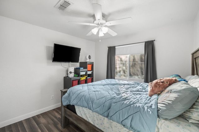 8921 Altameda Pl, Elk Grove, CA 95758