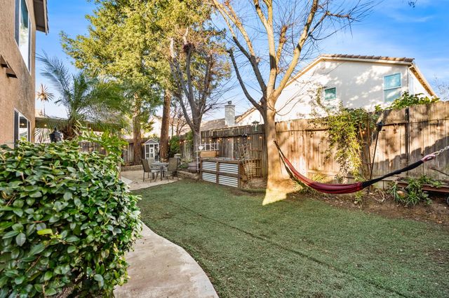 8921 Altameda Pl, Elk Grove, CA 95758