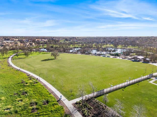 8921 Altameda Pl, Elk Grove, CA 95758