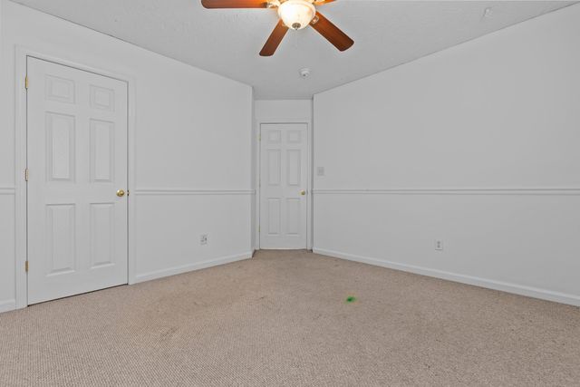 820 White Wood Flat, Lexington, KY 40511