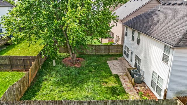 820 White Wood Flat, Lexington, KY 40511