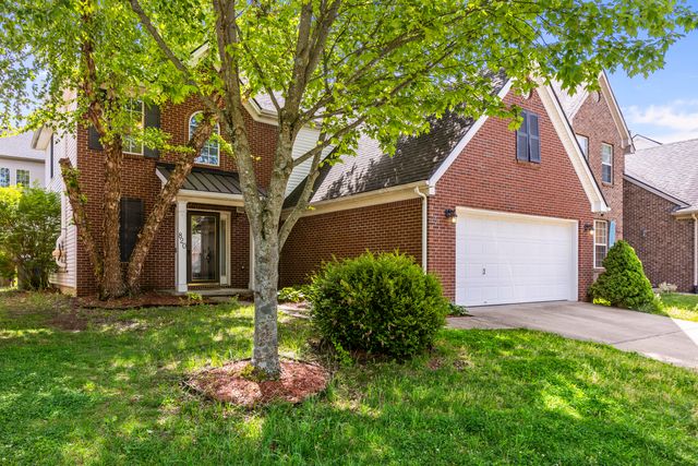 820 White Wood Flat, Lexington, KY 40511